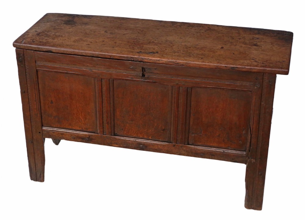 Georgian oak coffer or mule chest View X