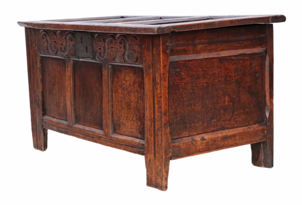 Georgian oak coffer View V