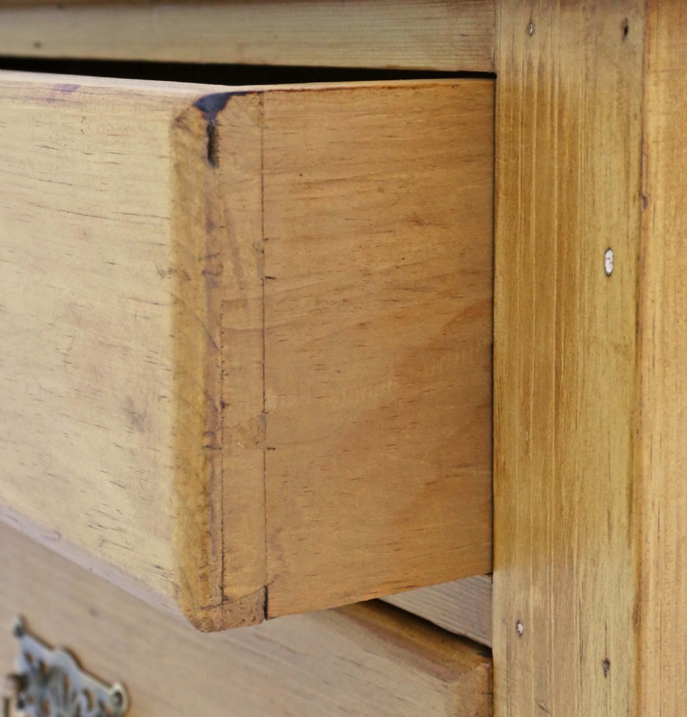 Late Victorian stripped pine dressing table View III