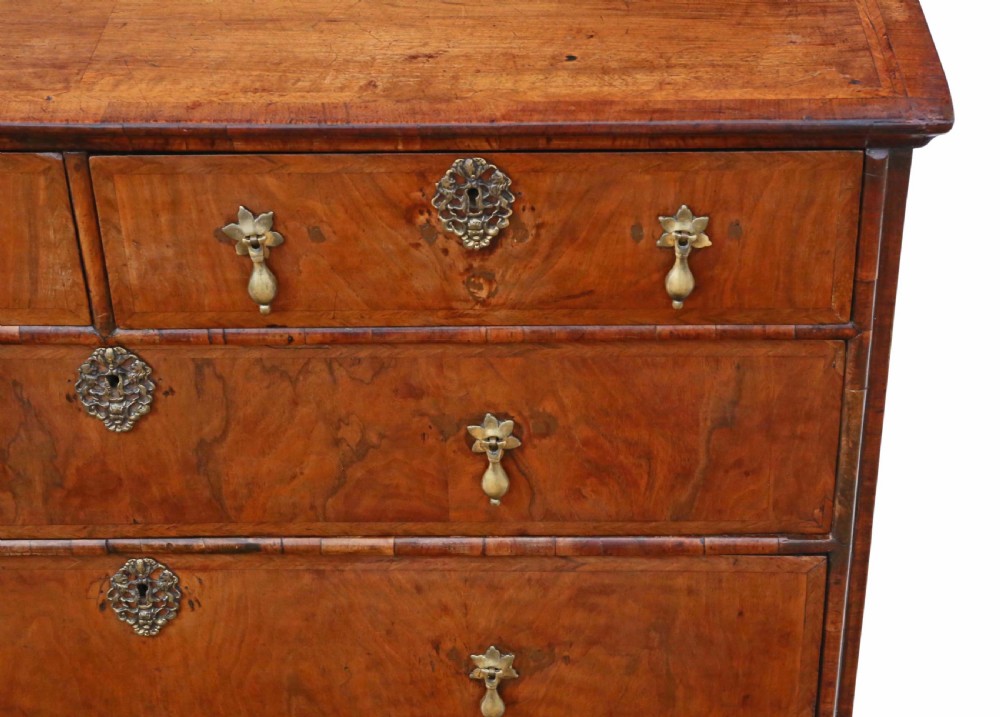 William & Mary walnut chest of drawers View III