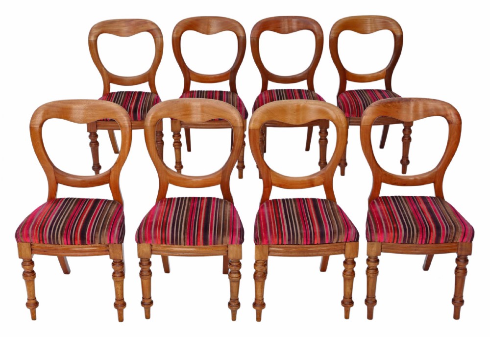 Set of 8 Victorian light mahogany balloon back dining chairs