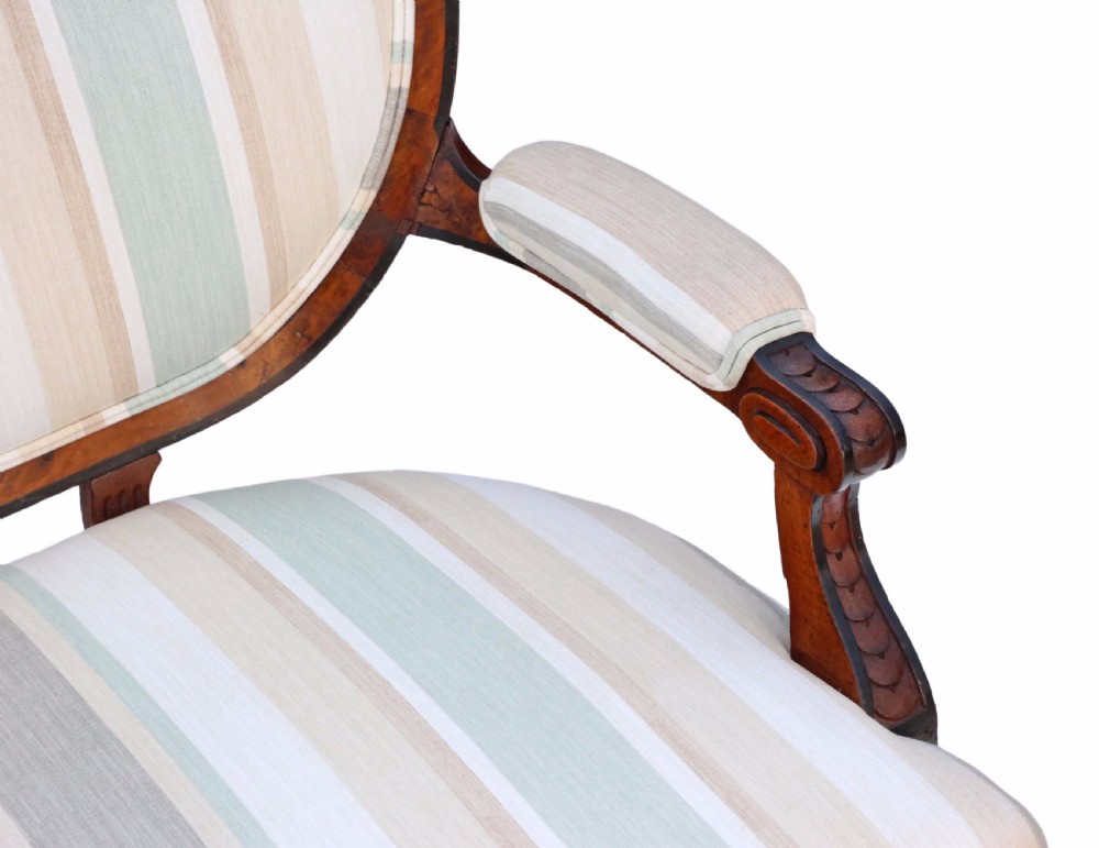 Victorian burr walnut Aesthetic sofa View V