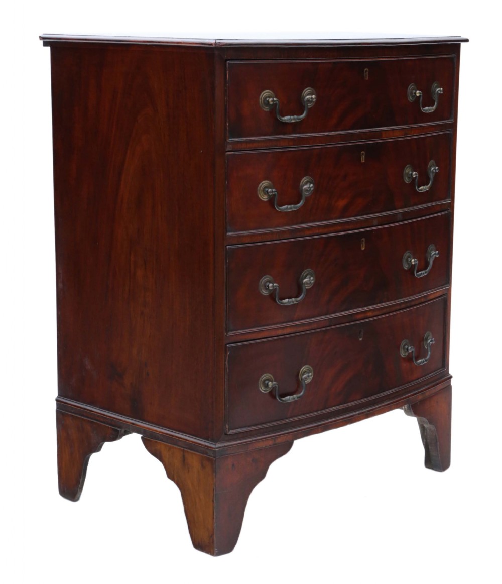 Small mahogany chest of drawers View VI
