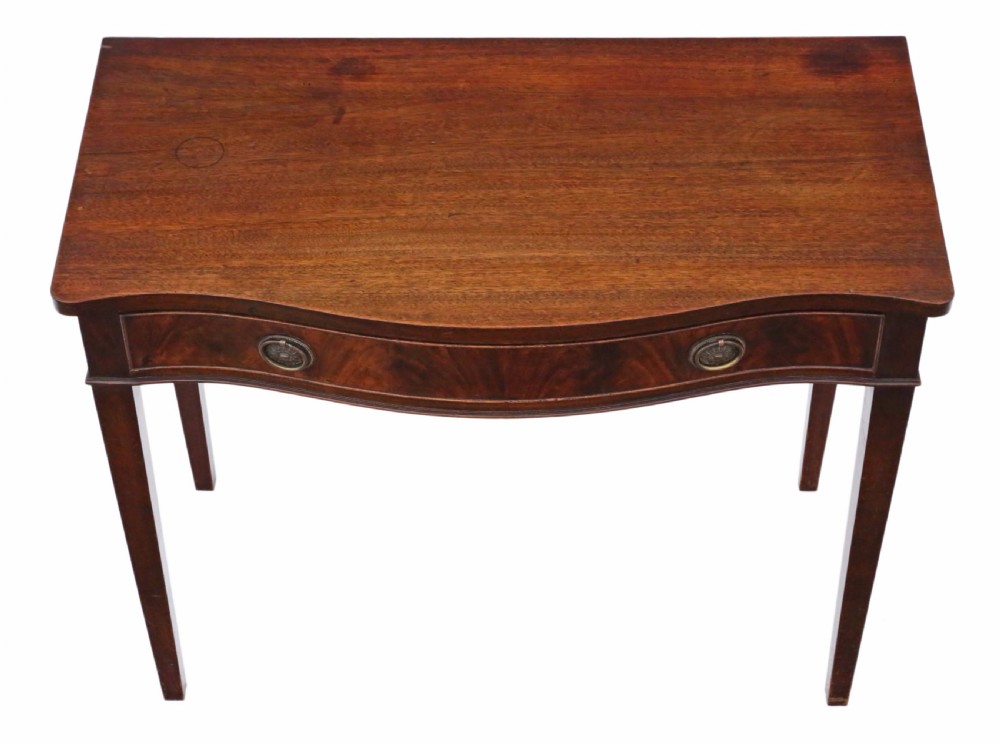 Serpentine mahogany desk View II