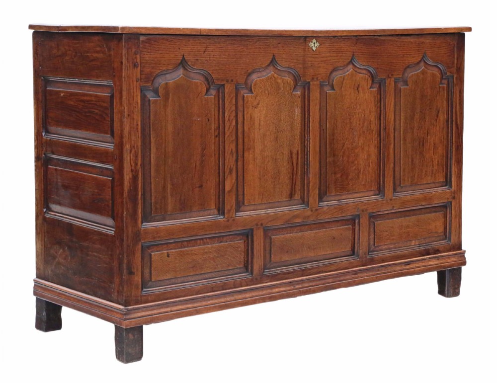 Georgian oak coffer or mule chest View IX