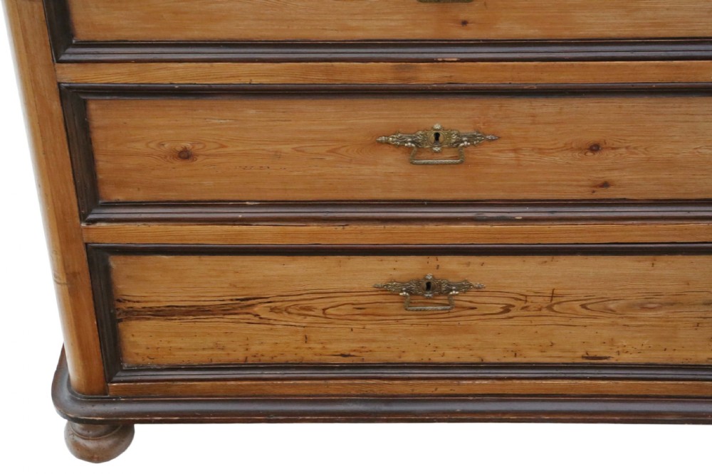 Victorian pine chest of drawers View V