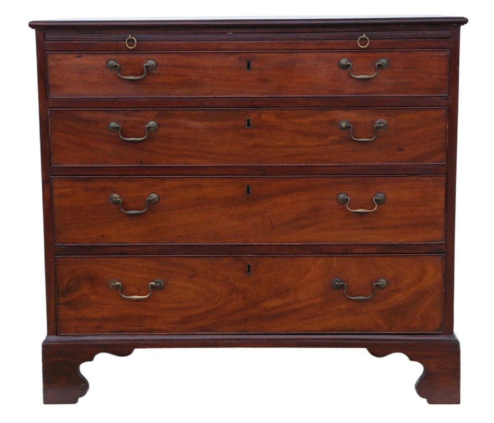 Georgian mahogany chest of drawers View II