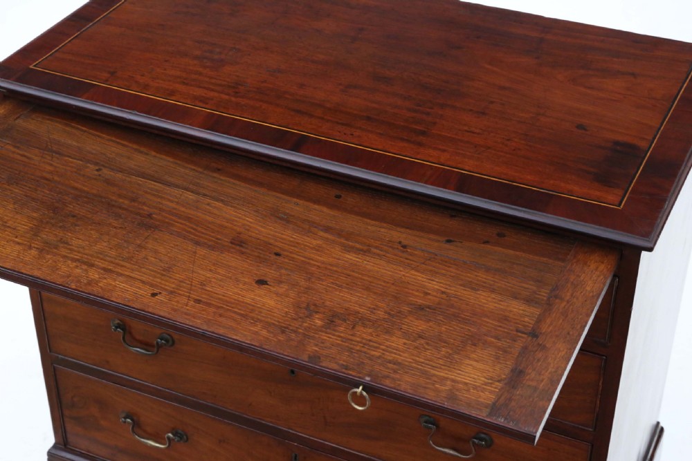 Georgian mahogany chest of drawers View IV