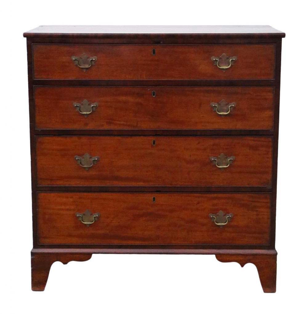 C1800 Georgian mahogany chest of drawers View III