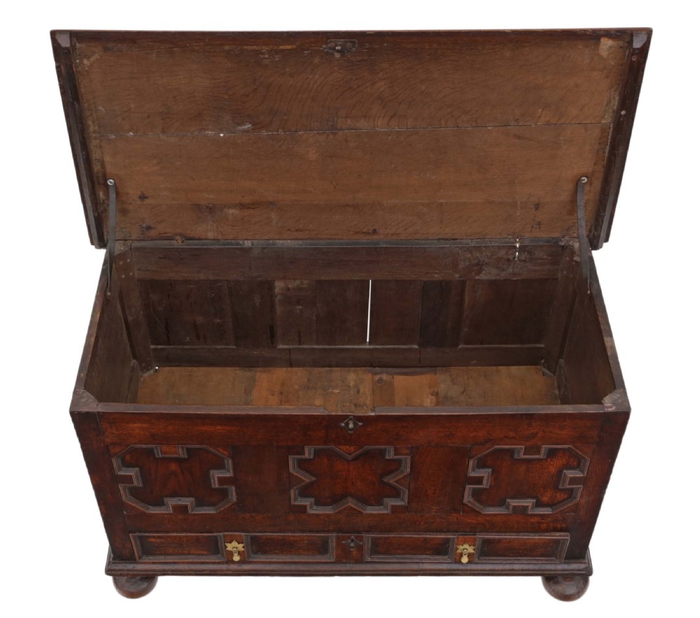 Georgian oak coffer View VI