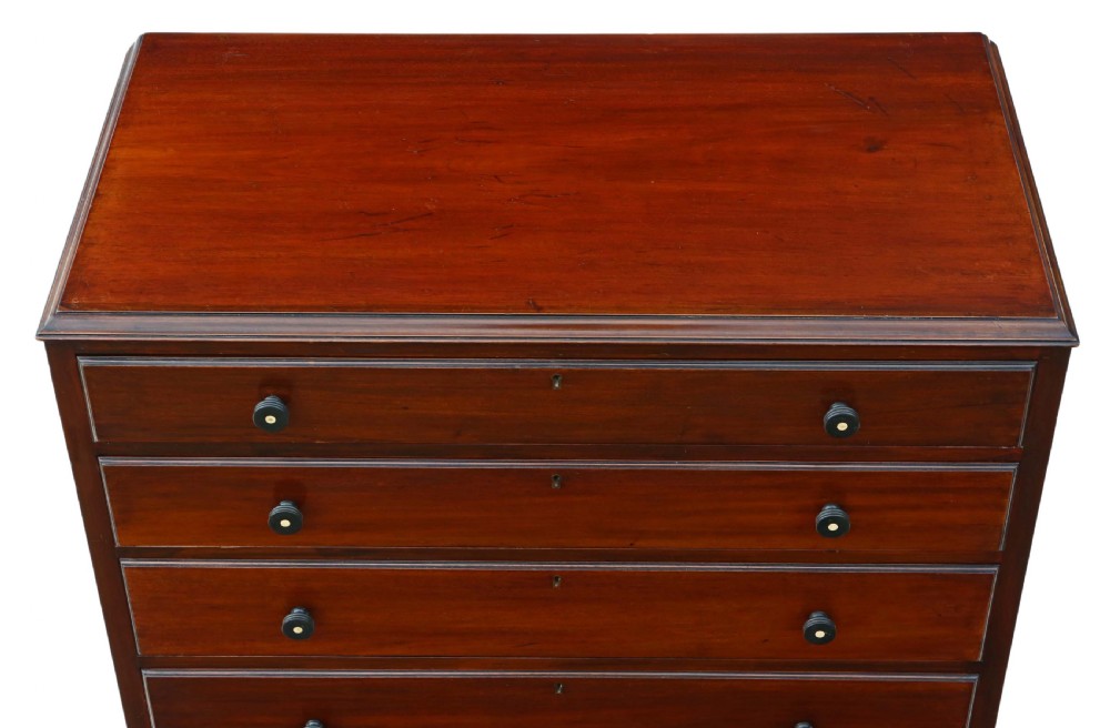 Mahogany chest of drawers View II