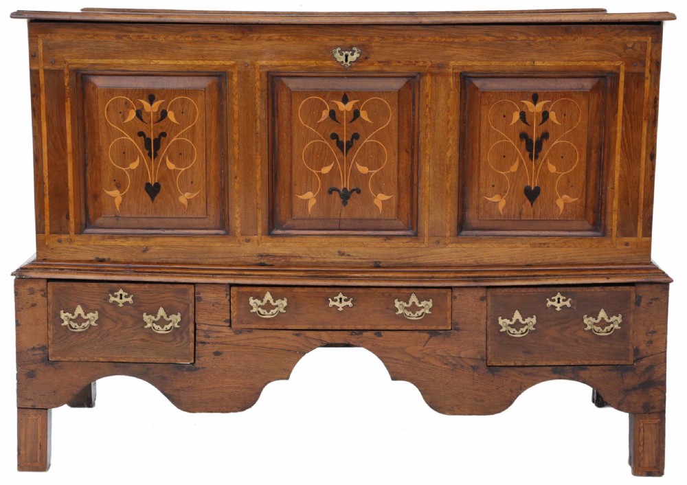 Georgian decorative inlaid coffer 