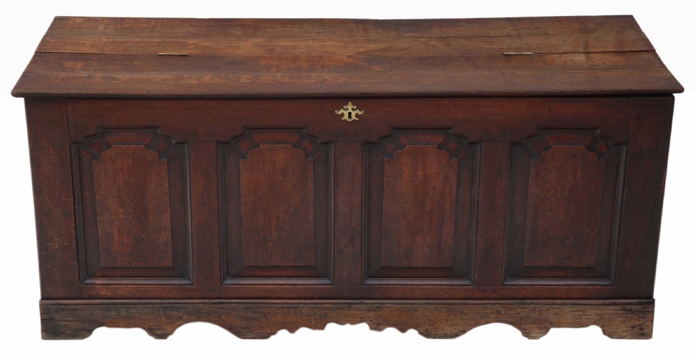 Georgian C1800 panelled oak mule chest 