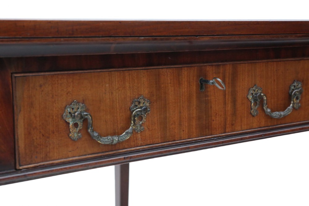Gillows Victorian mahogany extending dining table View VI