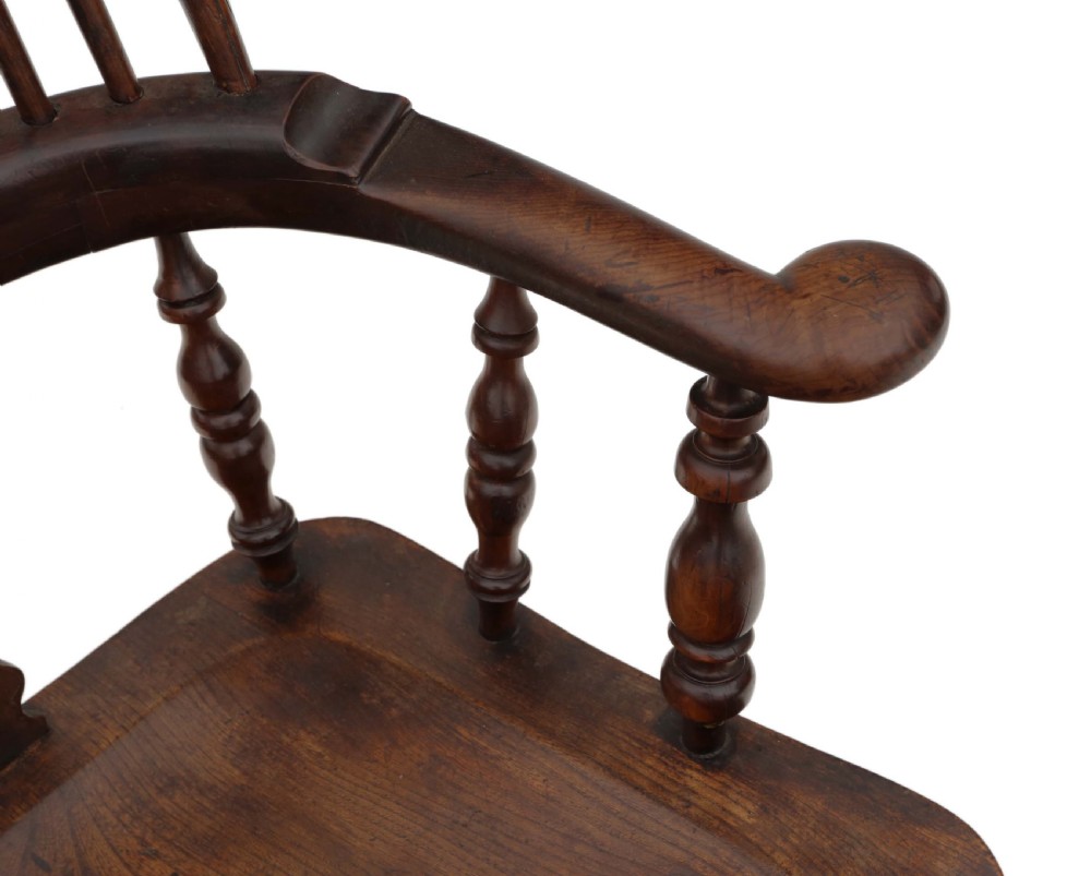 Victorian yew & elm Windsor chair View IV