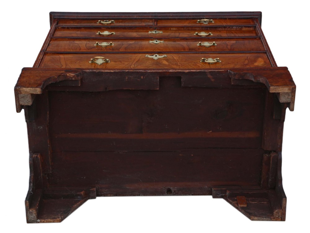 Georgian crossbanded walnut chest of drawers View VIII