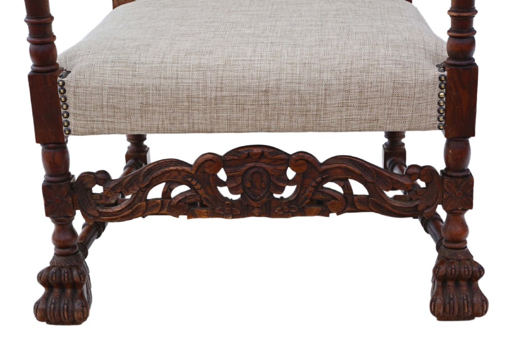 Pair of oak armchairs View IV
