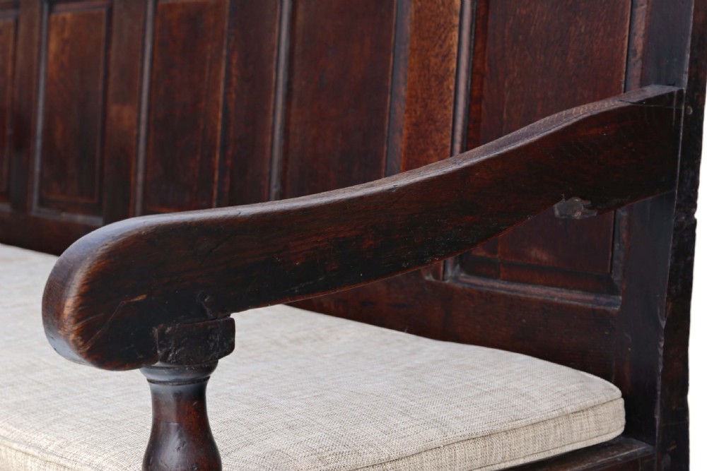 Georgian oak settle View V