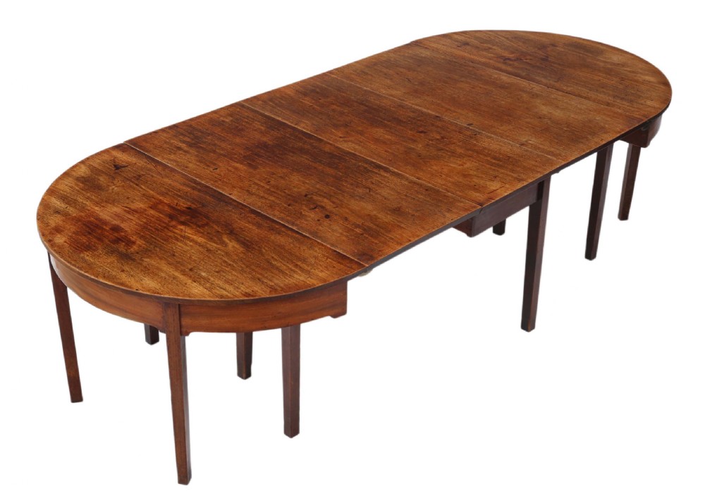 Georgian C1800 mahogany dining table View II