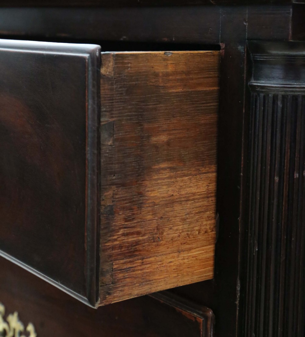 Georgian mahogany chest of drawers View V