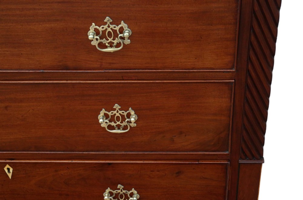 Georgian large mahogany chest of drawers View V