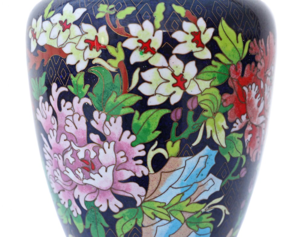 Large early-20th Century Oriental cloisonne vase View VI