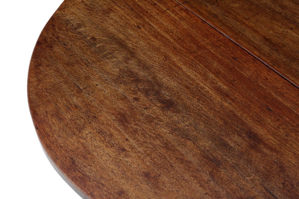 18th Century oak gate-leg drop leaf dining table View V