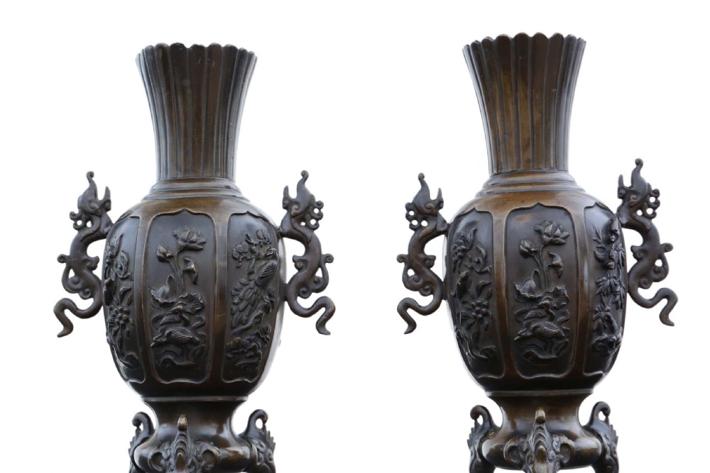 19th Century pair of Chinese bronze vases View VI