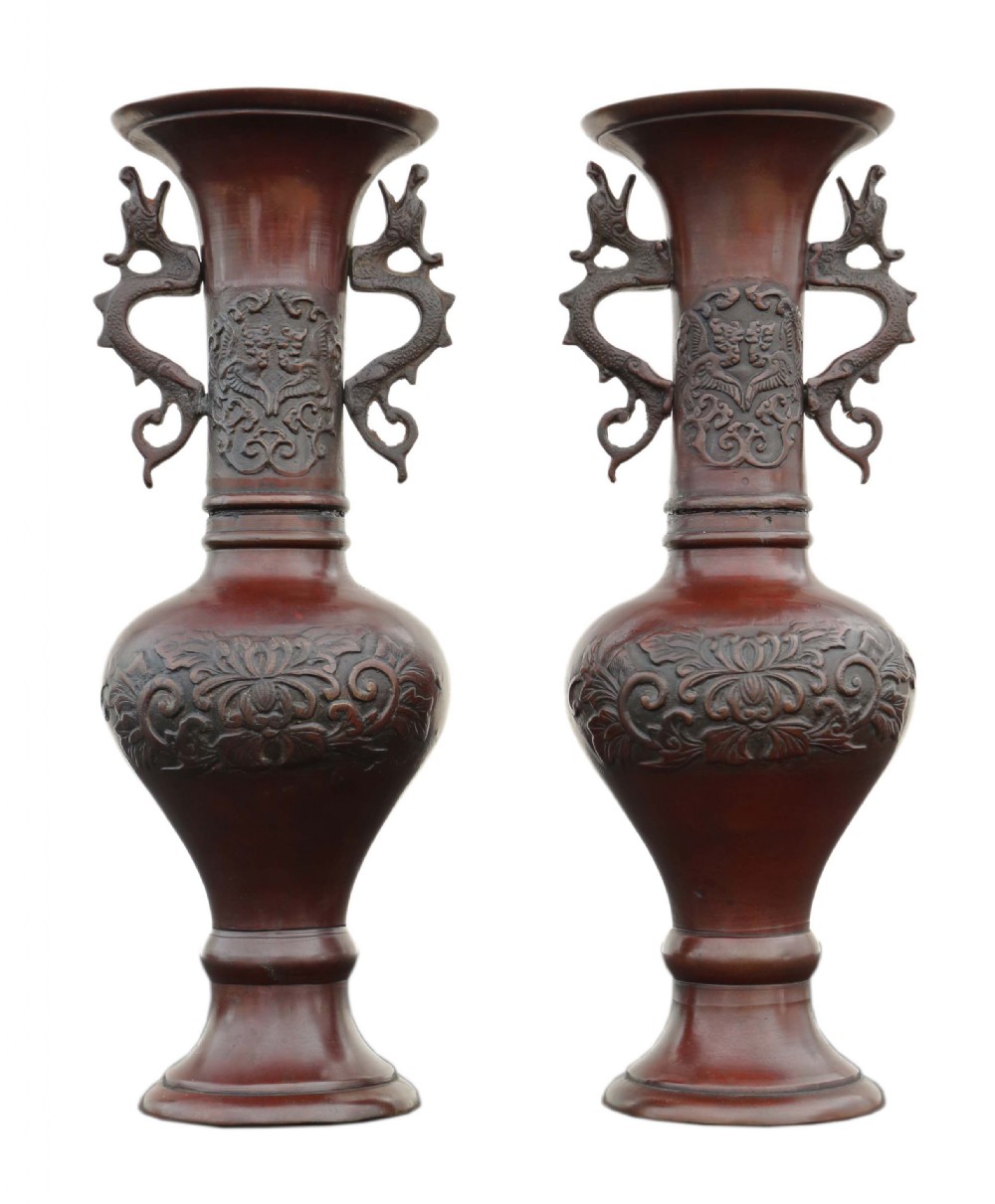 Pair of Japanese bronze vases Meiji period