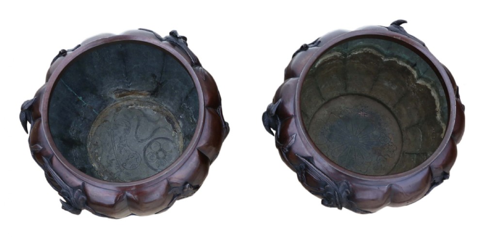 Pair of fine quality Japanese bronze jardinieres planters bowls Meiji period View V
