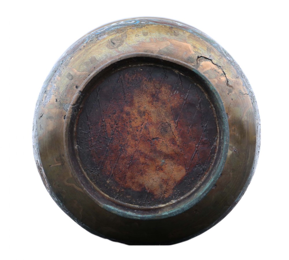 Late 19th Century quality Chinese bronze champleve vase View VII