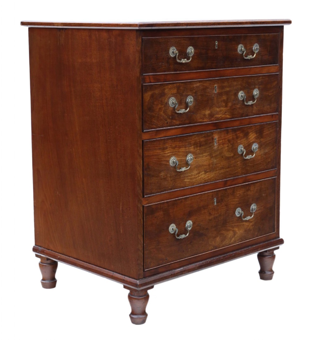 Small mahogany chest of drawers 19th Century View III