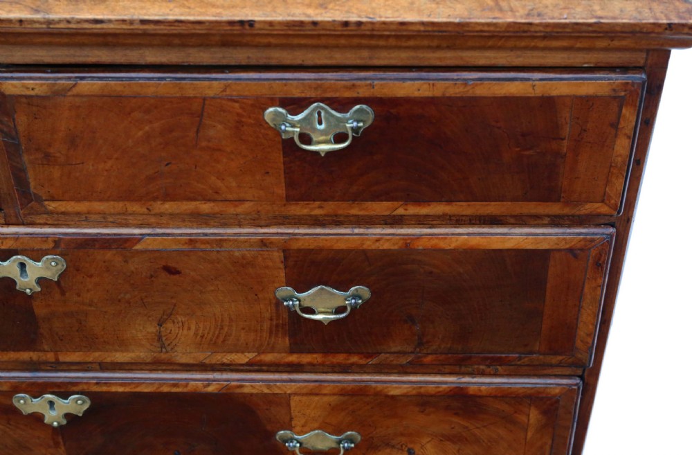 Georgian oyster walnut and fruitwood chest of drawers View IV