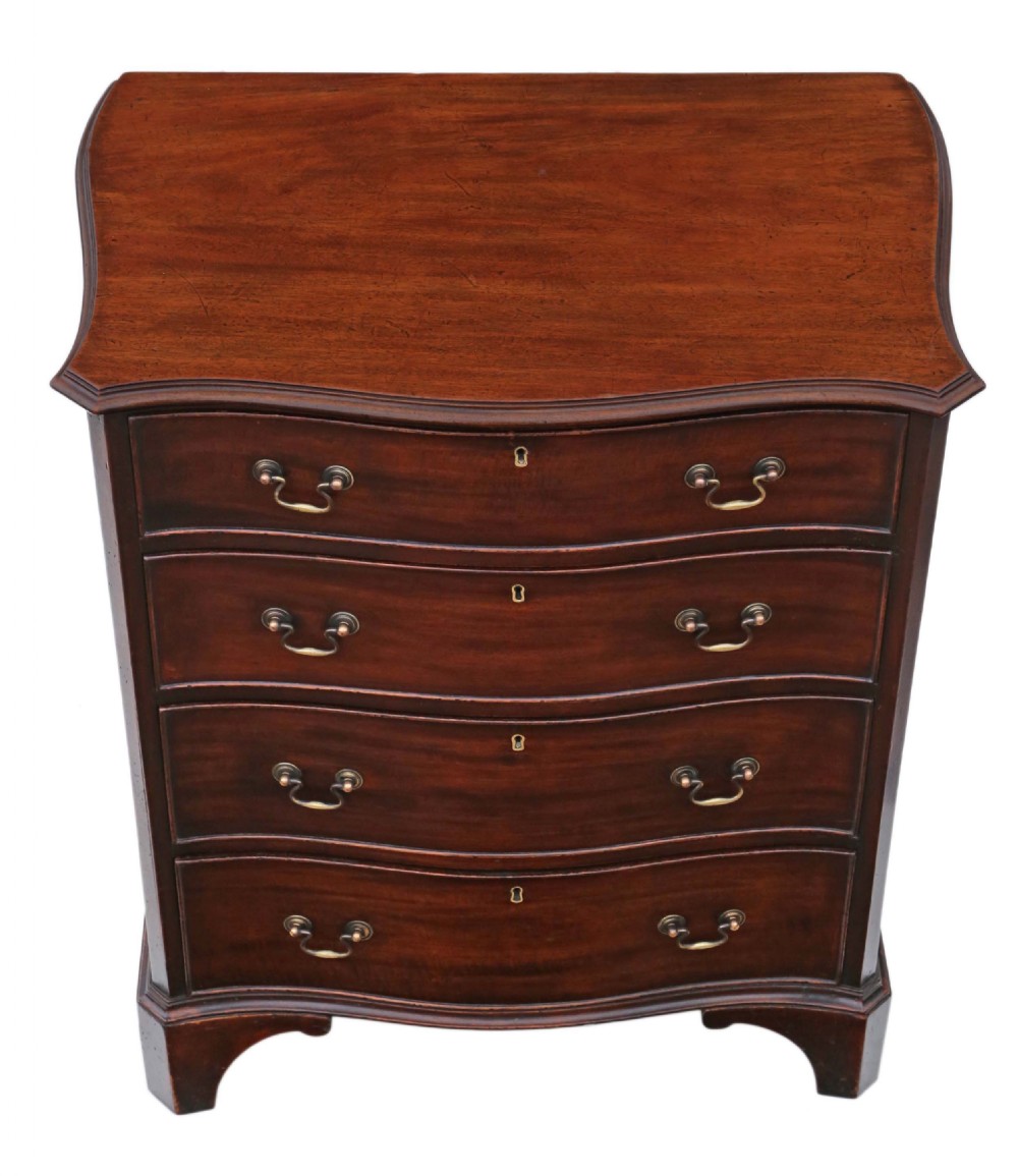 Small serpentine mahogany chest of drawers 19th Century View III