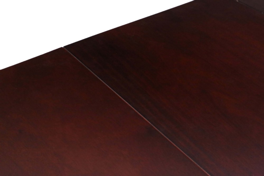 Large mahogany windout extending dining table 6'8