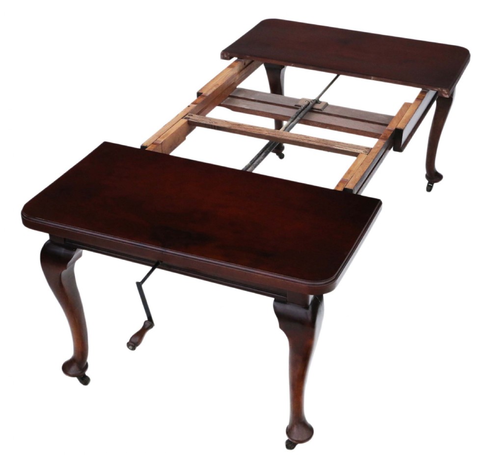 Large mahogany windout extending dining table 6'8