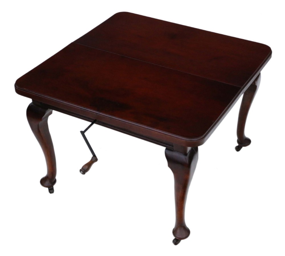 Large mahogany windout extending dining table 6'8