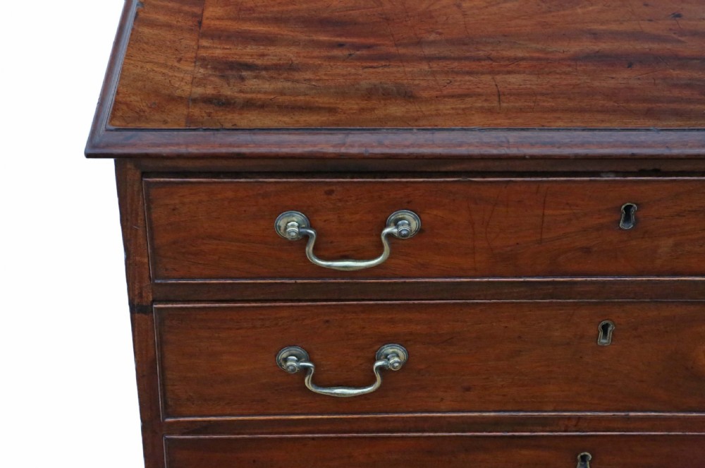 Georgian mahogany chest of drawers View V