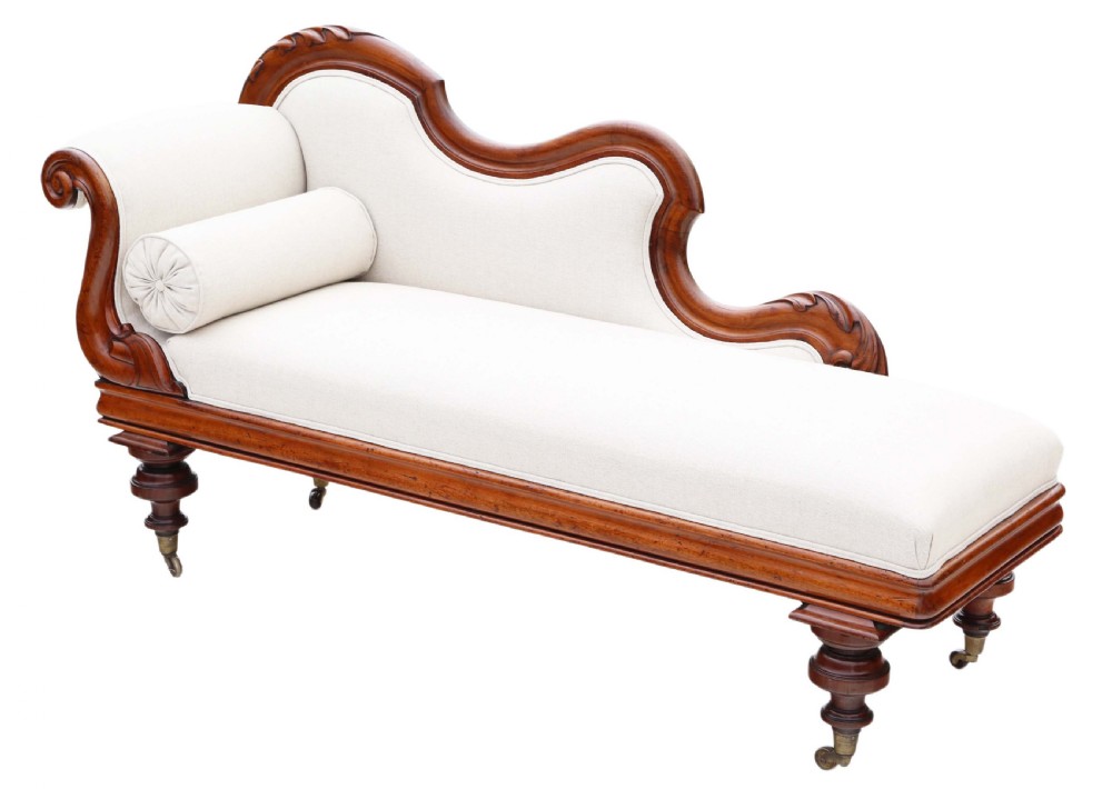 Victorian mahogany chaise longue View III