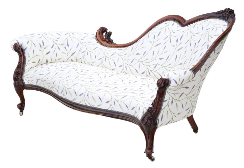 Victorian carved walnut chaise longue  View V