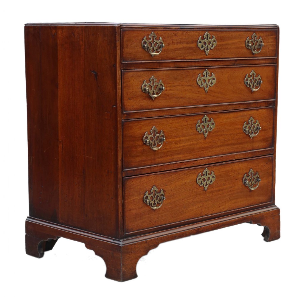 Georgian mahogany chest of drawers View VI