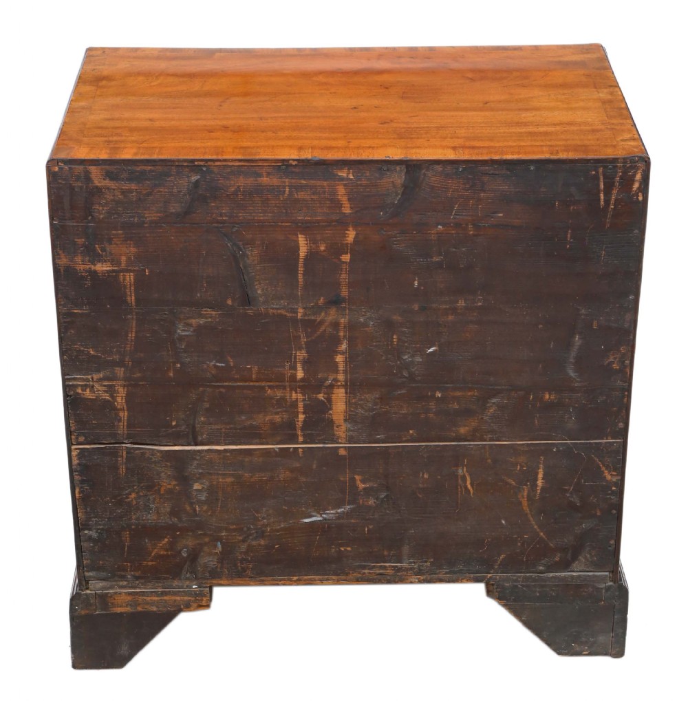 Georgian mahogany chest of drawers View VIII