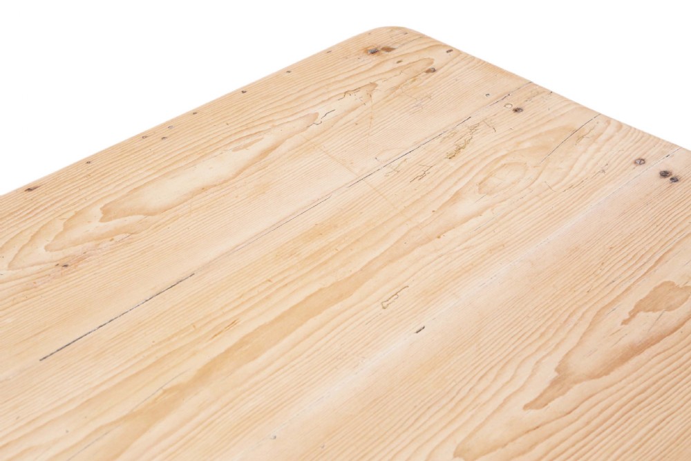 Pine scrub top kitchen table View VI