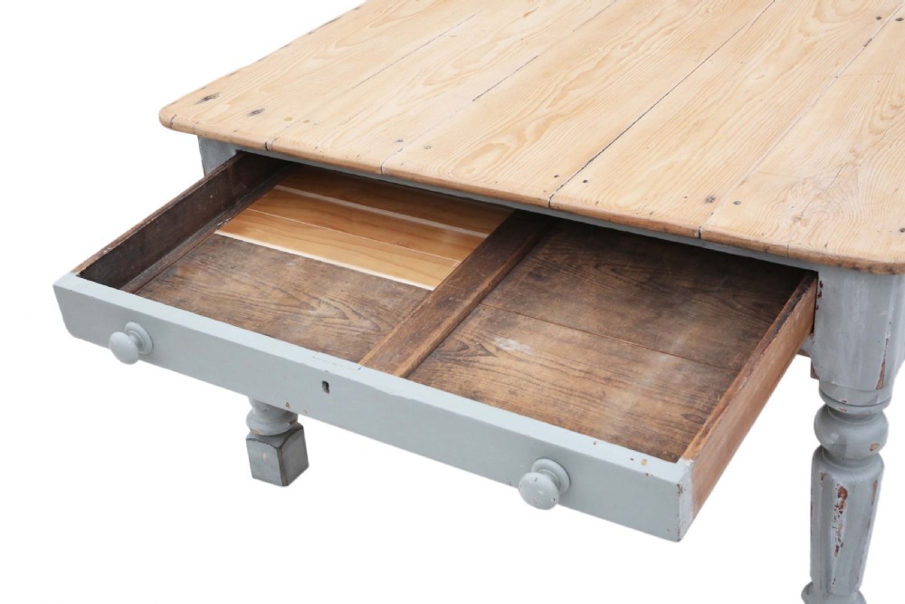 Pine scrub top kitchen table View VII