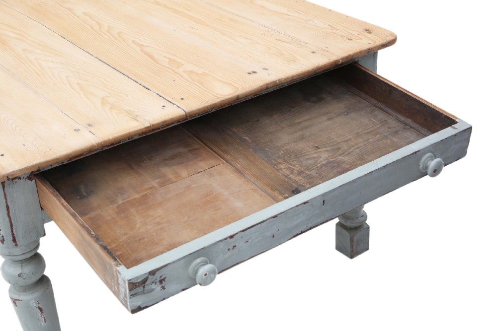 Pine scrub top kitchen table View VIII