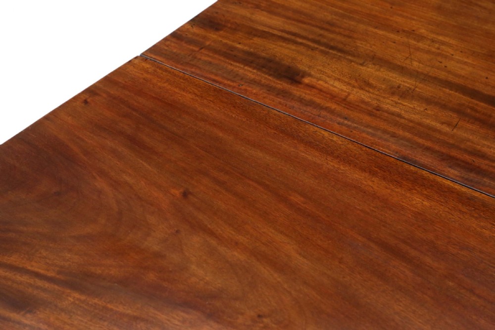 Mahogany extending dining table View V