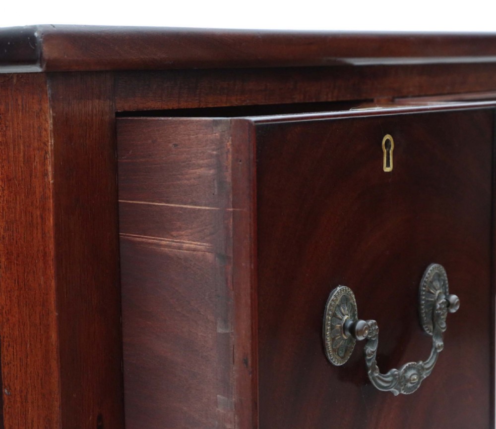 Mahogany writing desk View VII