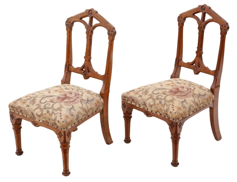 Pair of Gothic oak side chairs View II