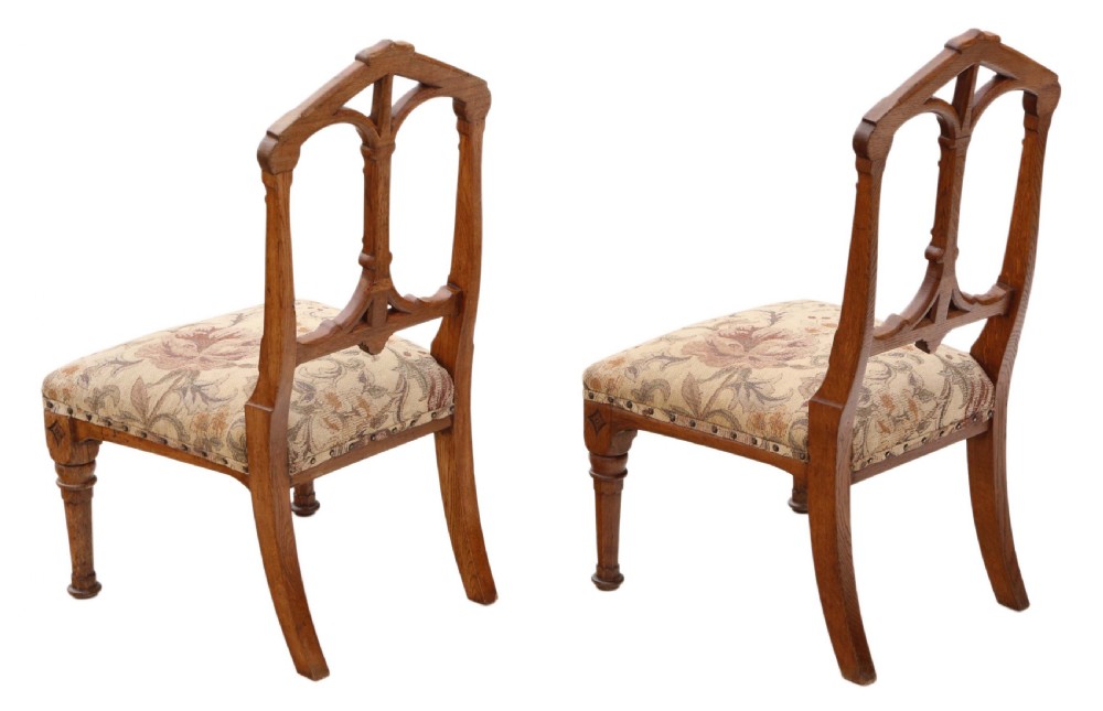 Pair of Gothic oak side chairs View III