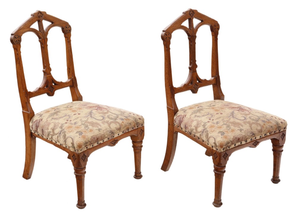 Pair of Gothic oak side chairs View V